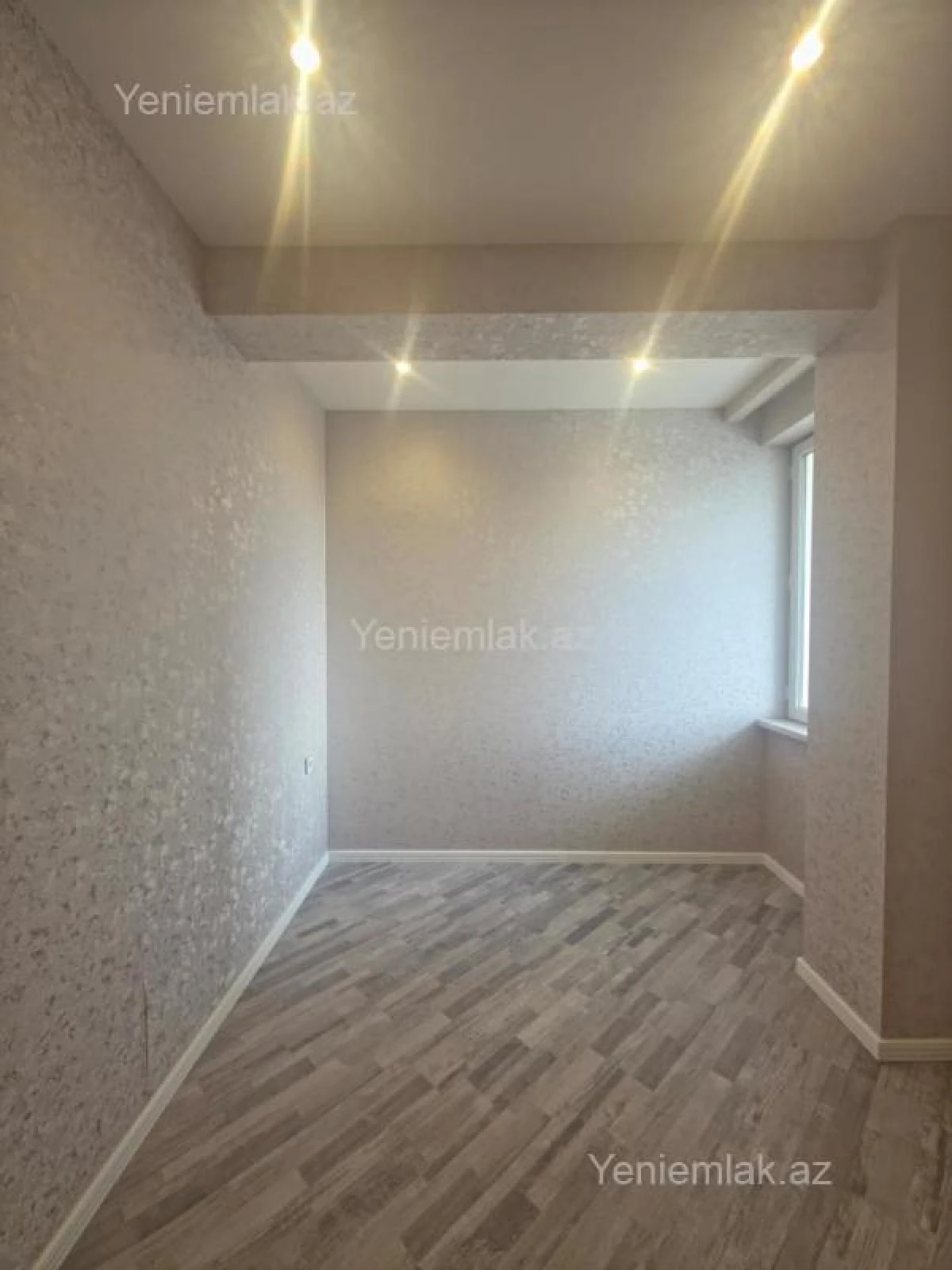 Satılır 3 otaqlı yeni tikili 81 m²