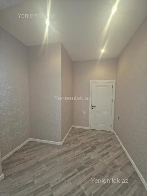 Satılır 3 otaqlı yeni tikili 81 m²