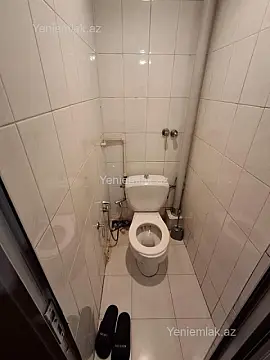 Satılır 2 otaqlı köhnə tikili 56 m²