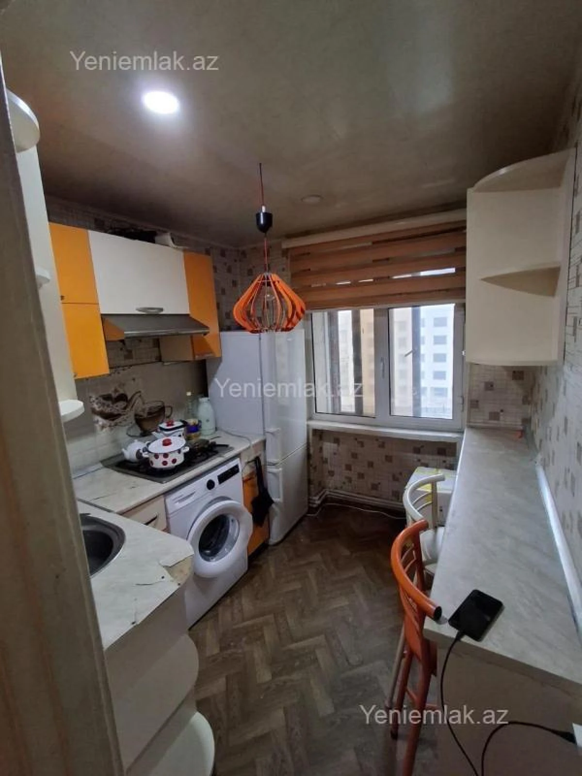 Satılır 2 otaqlı köhnə tikili 56 m²