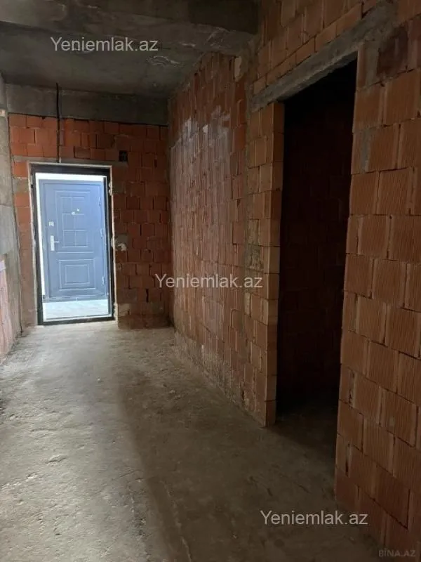 Satılır 2 otaqlı yeni tikili 105 m²