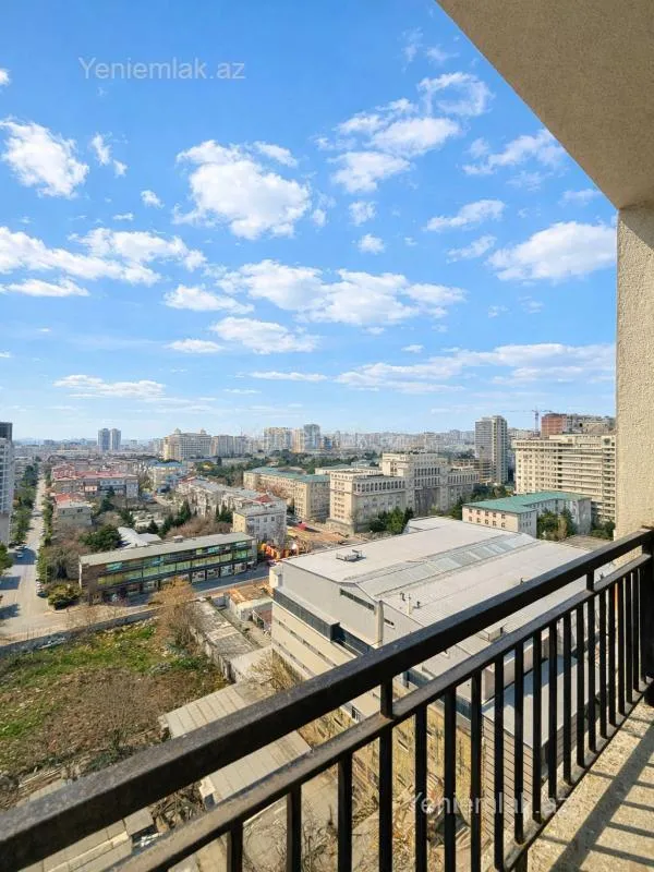 Satılır 4 otaqlı yeni tikili 164 m²