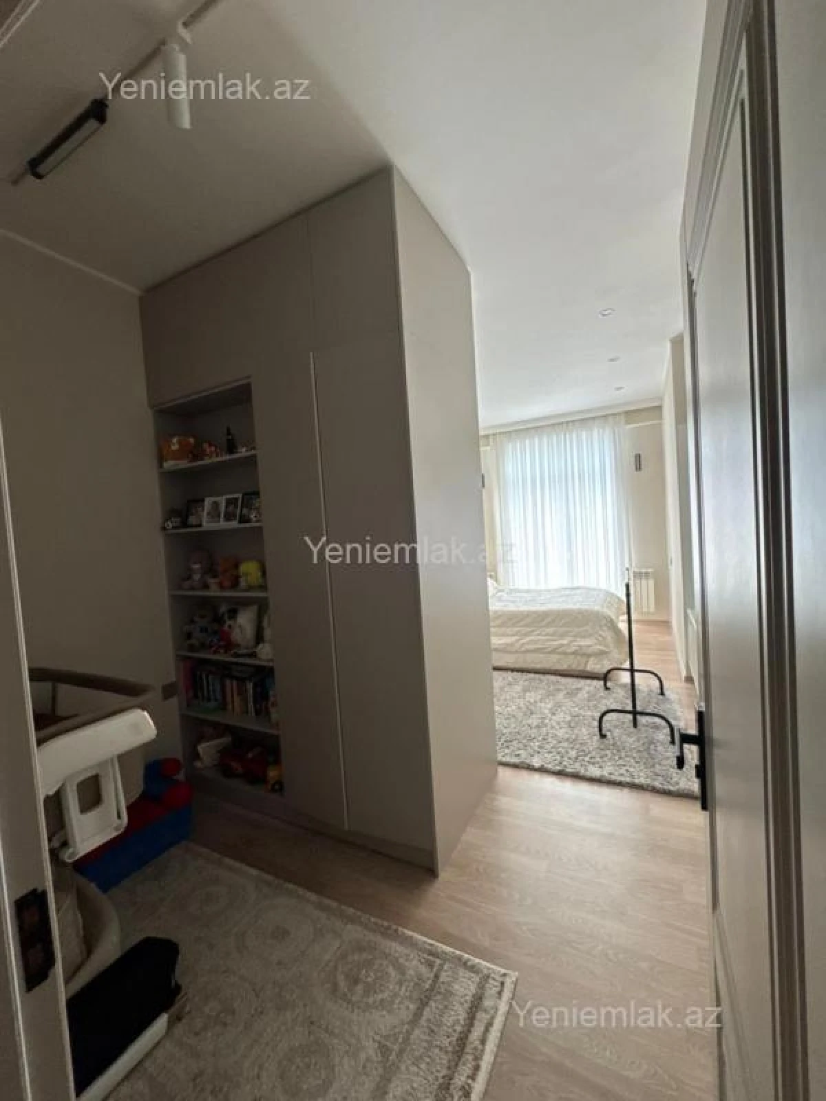 Satılır 2 otaqlı yeni tikili 60 m²