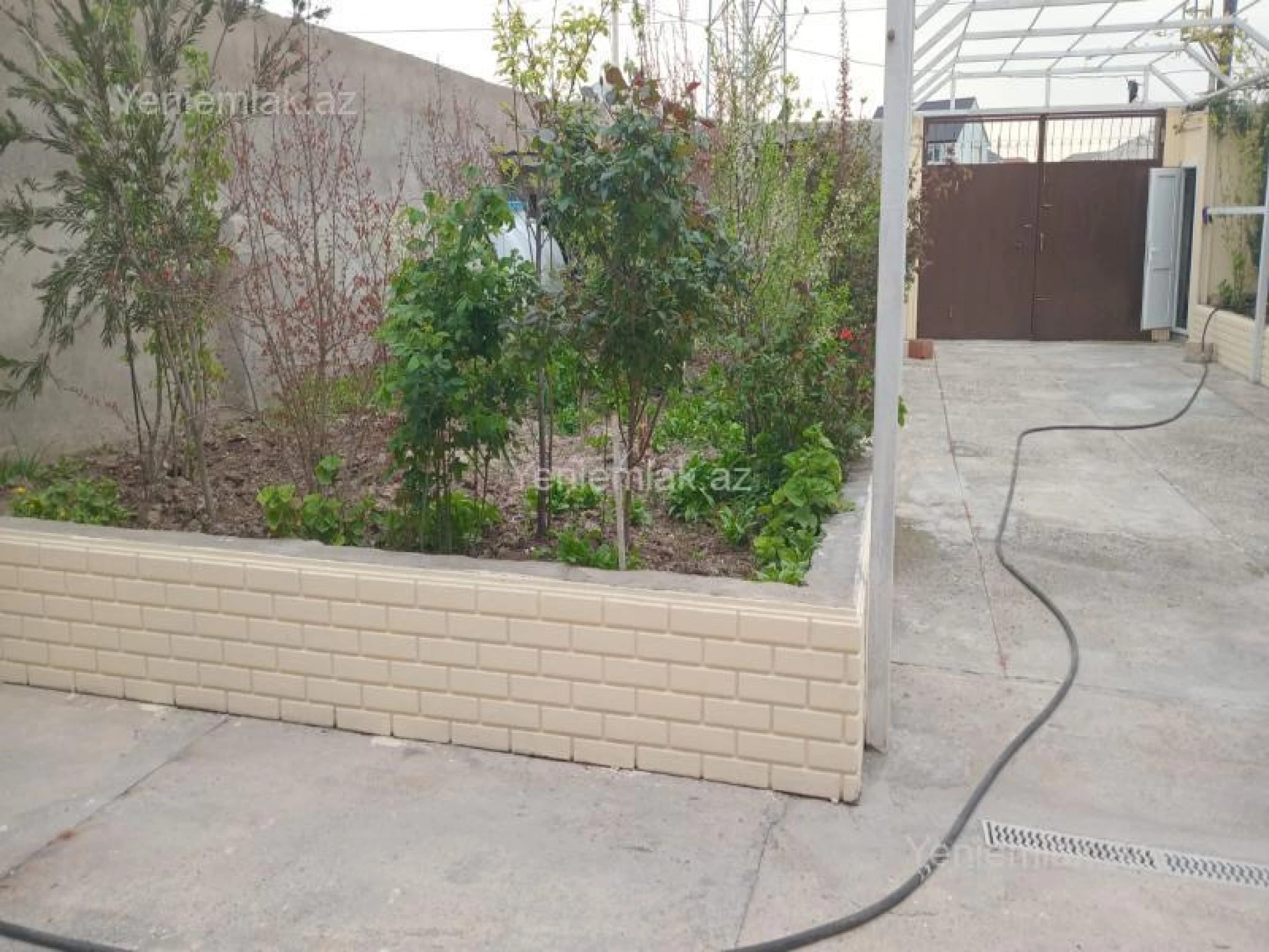 Satılır 3 otaqlı həyət evi 100 m²