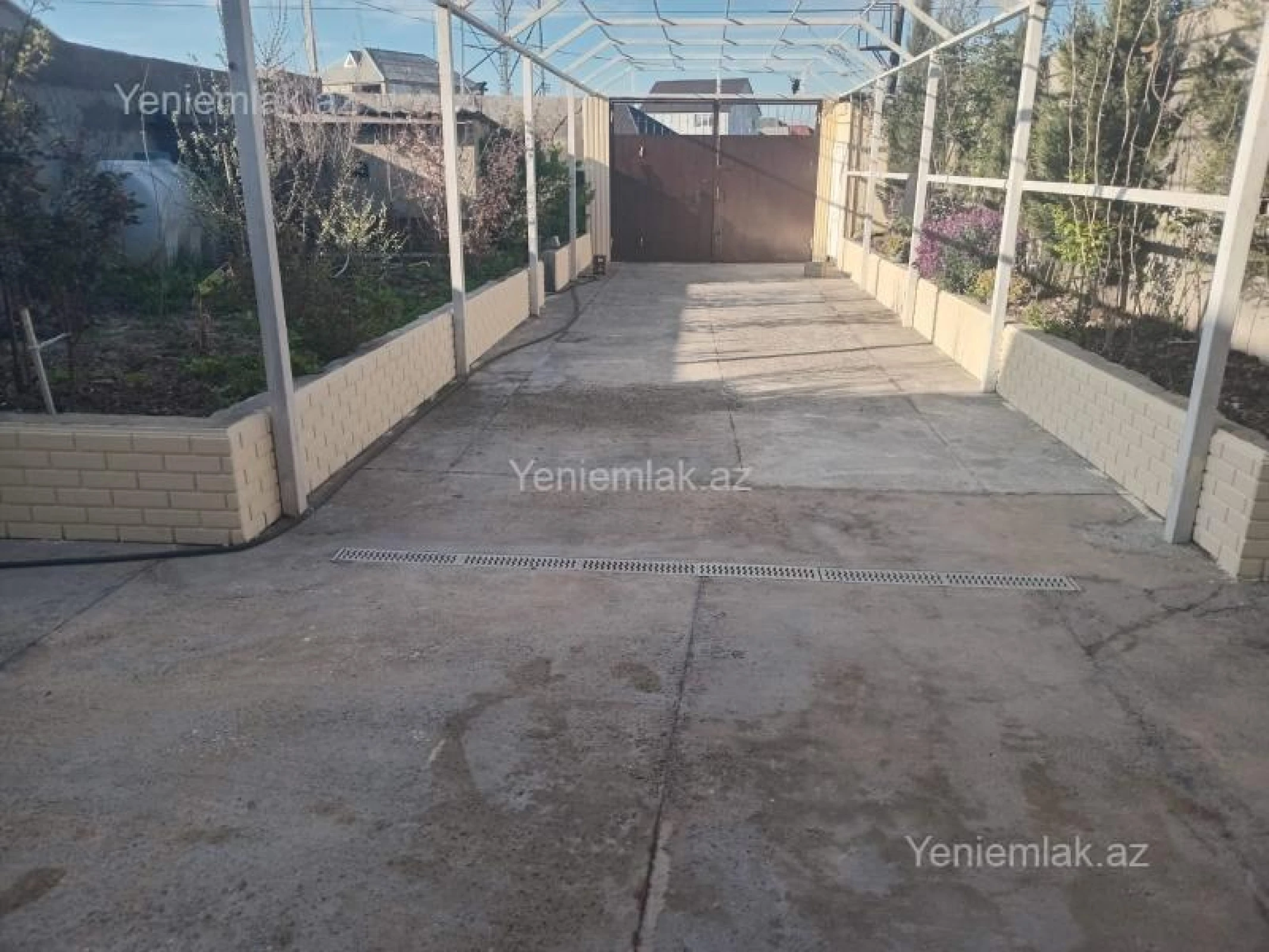 Satılır 3 otaqlı həyət evi 100 m²