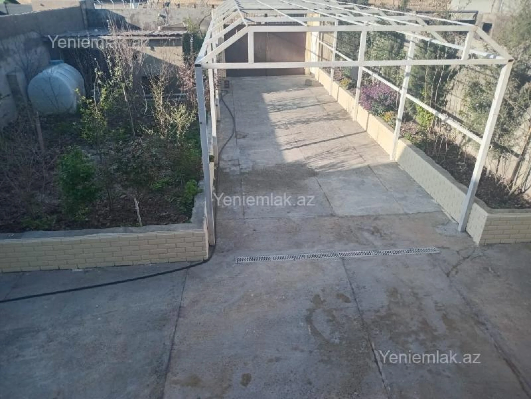 Satılır 3 otaqlı həyət evi 100 m²