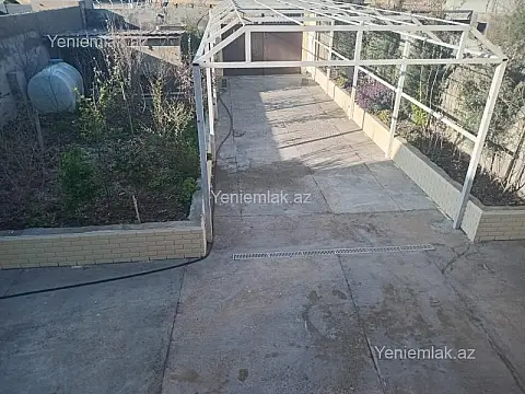 Satılır 3 otaqlı həyət evi 100 m²