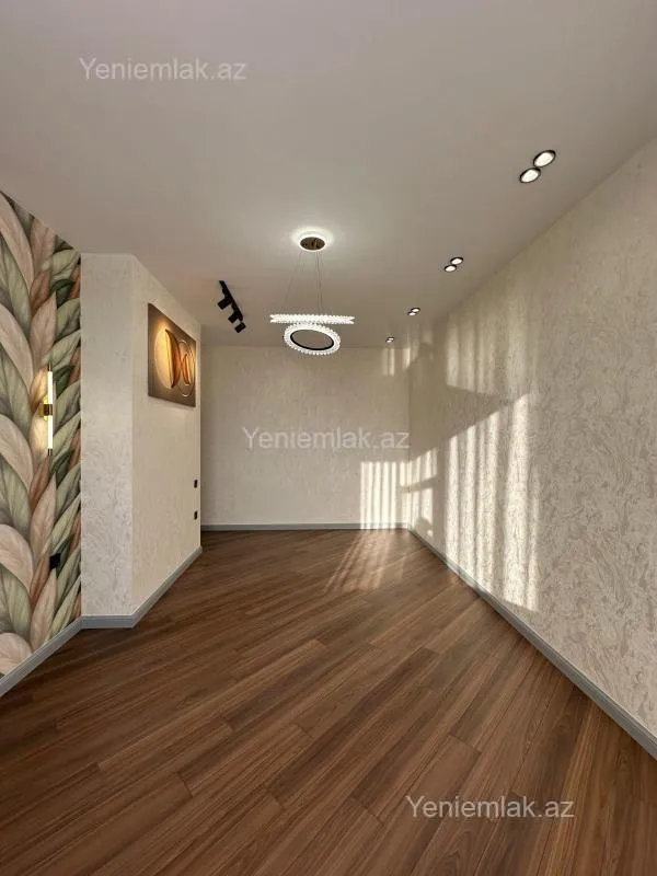 Satılır 3 otaqlı yeni tikili 80 m²