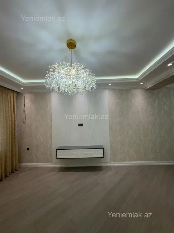 Satılır 3 otaqlı yeni tikili 145 m²