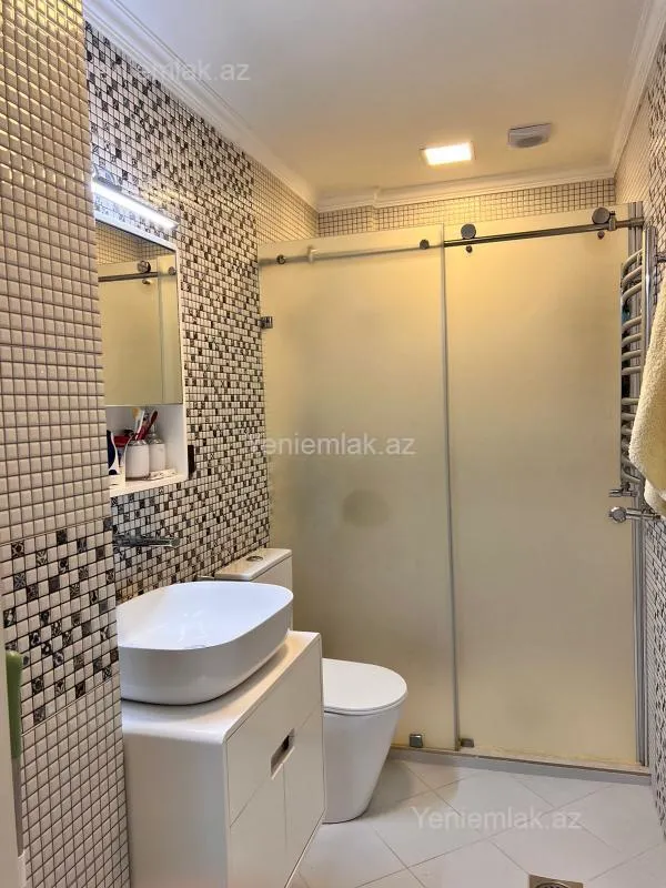 Satılır 2 otaqlı yeni tikili 93 m²