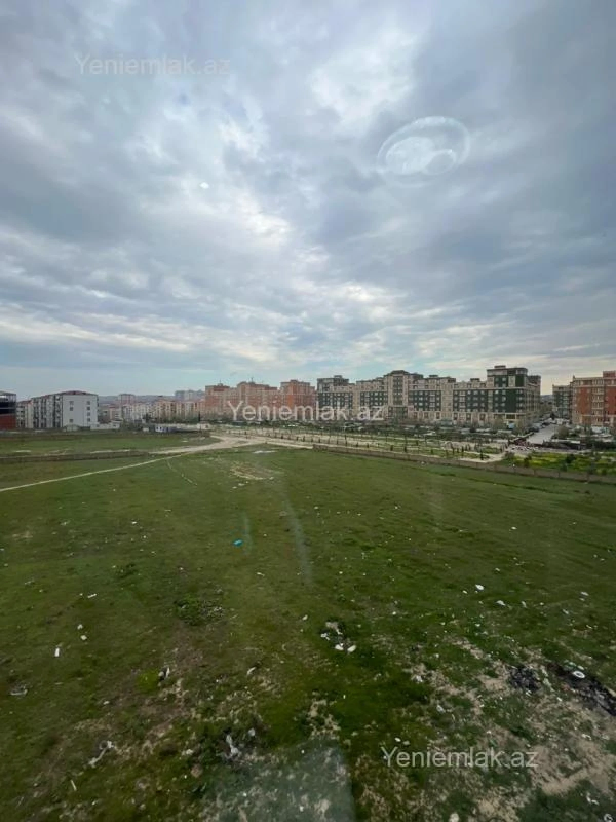 Satılır 3 otaqlı yeni tikili 75 m²