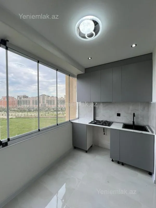 Satılır 3 otaqlı yeni tikili 75 m²