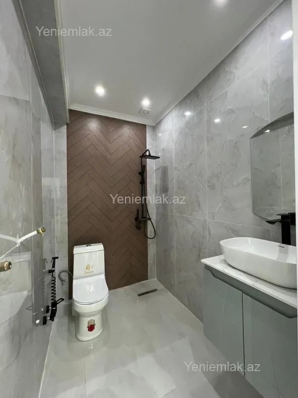 Satılır 3 otaqlı yeni tikili 75 m²