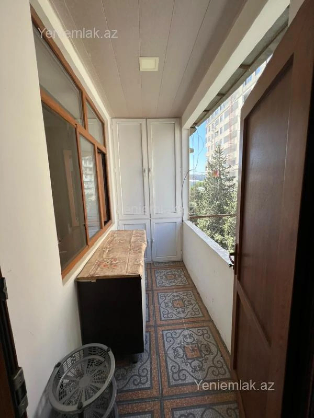Satılır 4 otaqlı köhnə tikili 115 m²