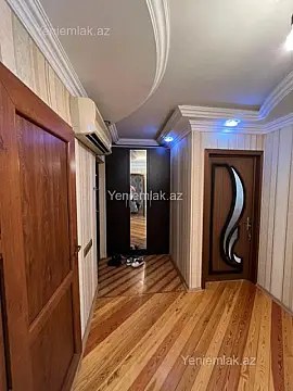 Satılır 4 otaqlı köhnə tikili 115 m²