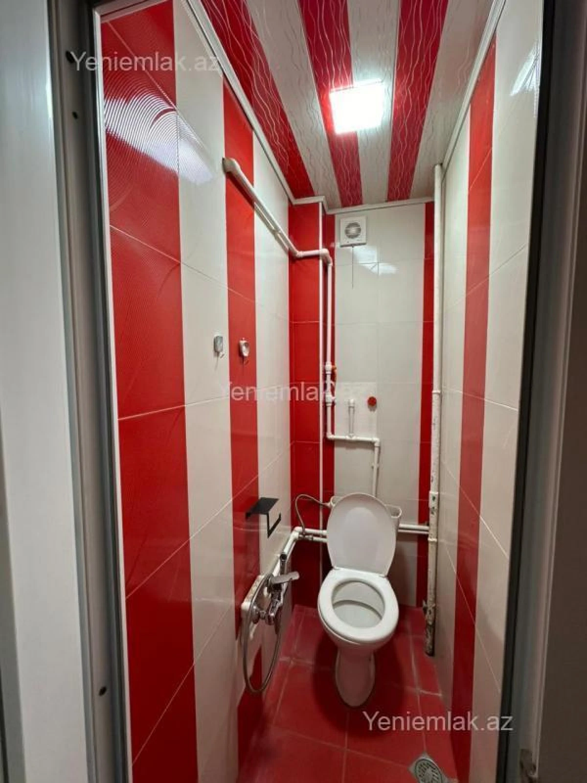 Satılır 2 otaqlı köhnə tikili 52 m²