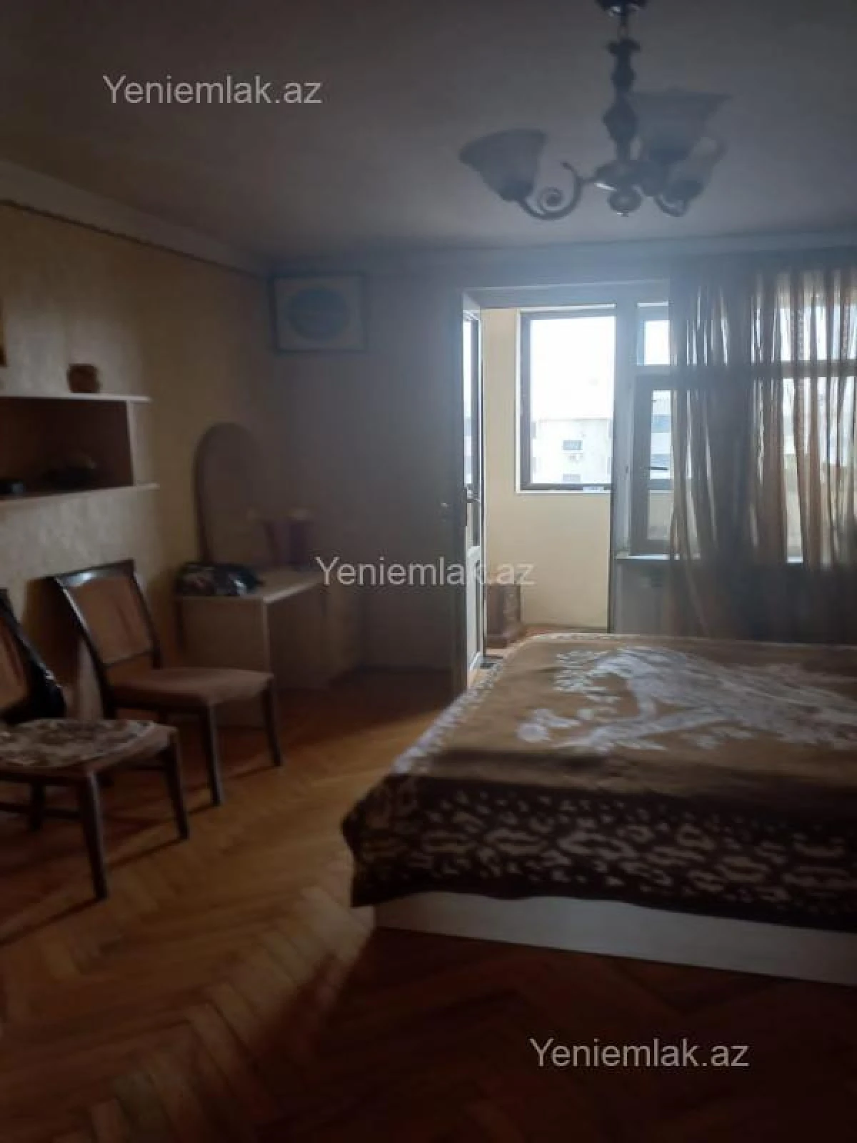 Satılır 3 otaqlı köhnə tikili 75 m²