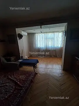 Satılır 3 otaqlı köhnə tikili 75 m²