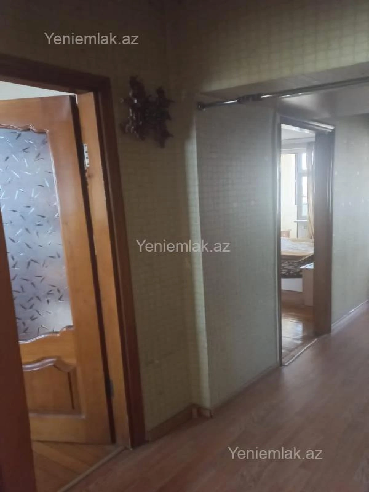 Satılır 3 otaqlı köhnə tikili 75 m²
