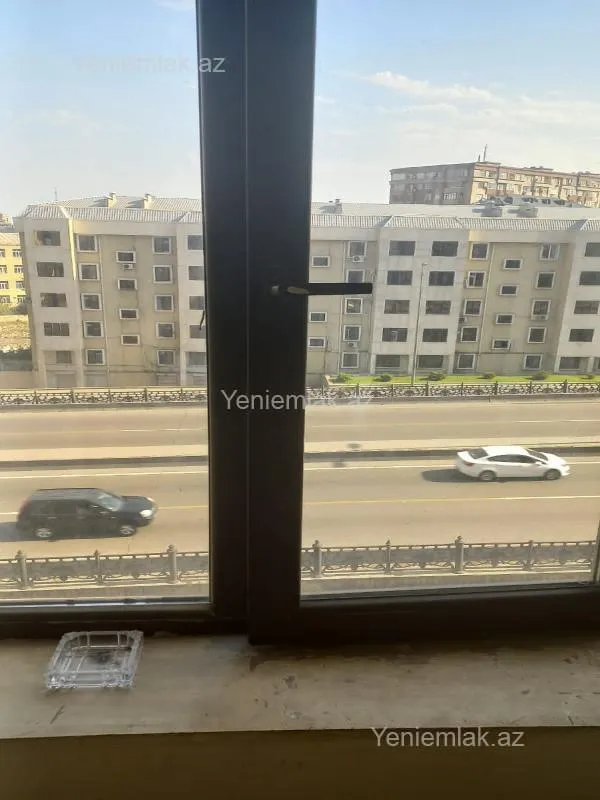 Satılır 3 otaqlı köhnə tikili 75 m²