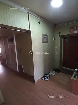 Satılır 3 otaqlı köhnə tikili 75 m²