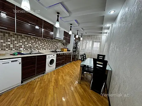 Satılır 3 otaqlı yeni tikili 135 m²