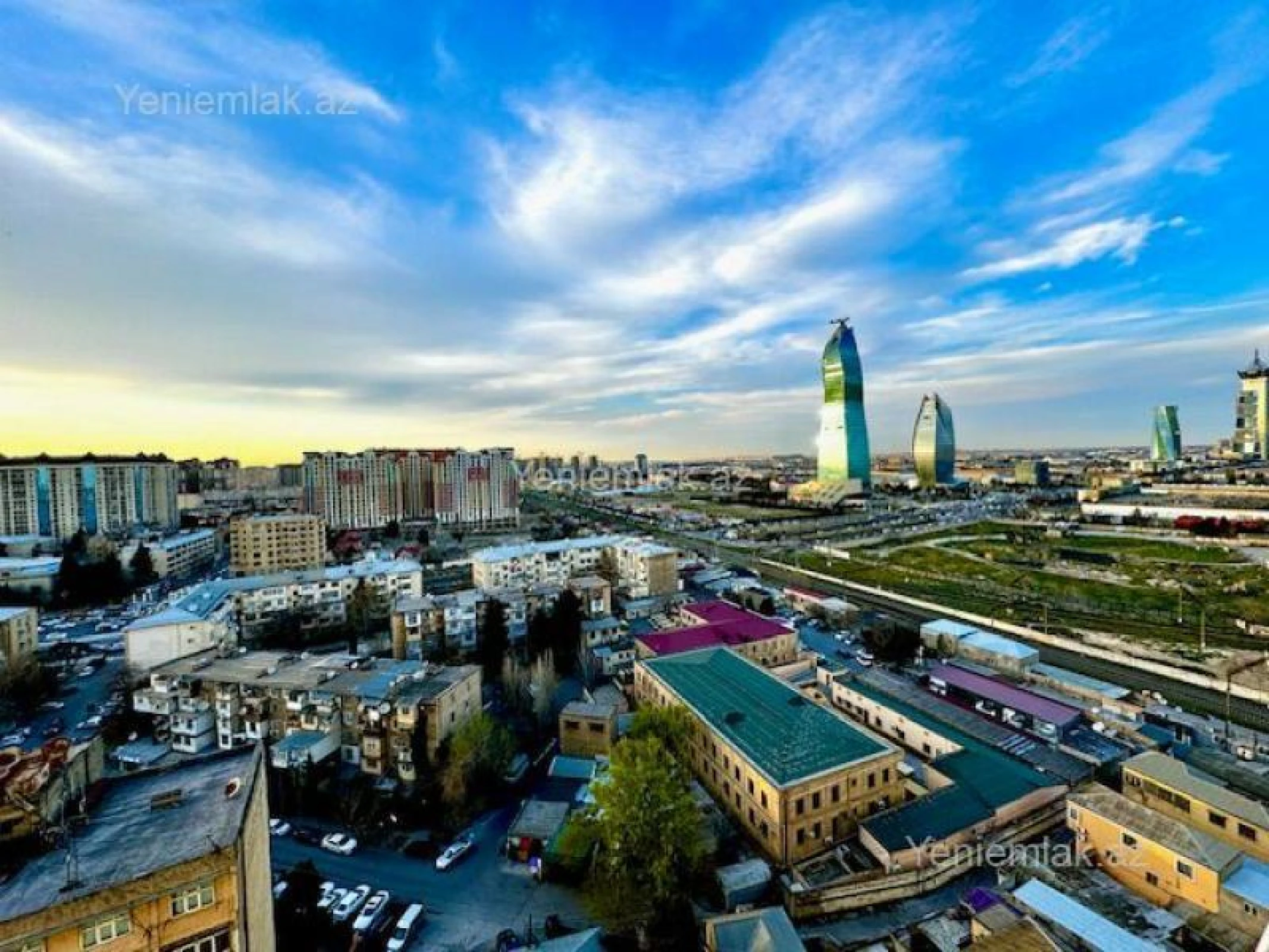 Satılır 3 otaqlı yeni tikili 135 m²