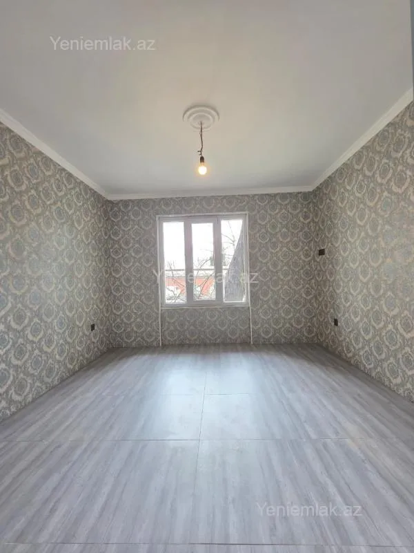 Satılır 1 otaqlı köhnə tikili 22 m²