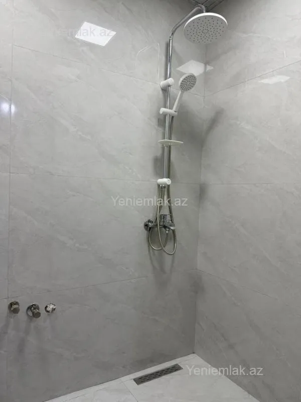 Satılır 1 otaqlı köhnə tikili 22 m²