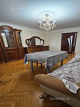 Satılır 4 otaqlı köhnə tikili 73 m²