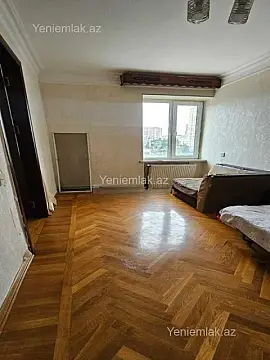Satılır 4 otaqlı köhnə tikili 73 m²