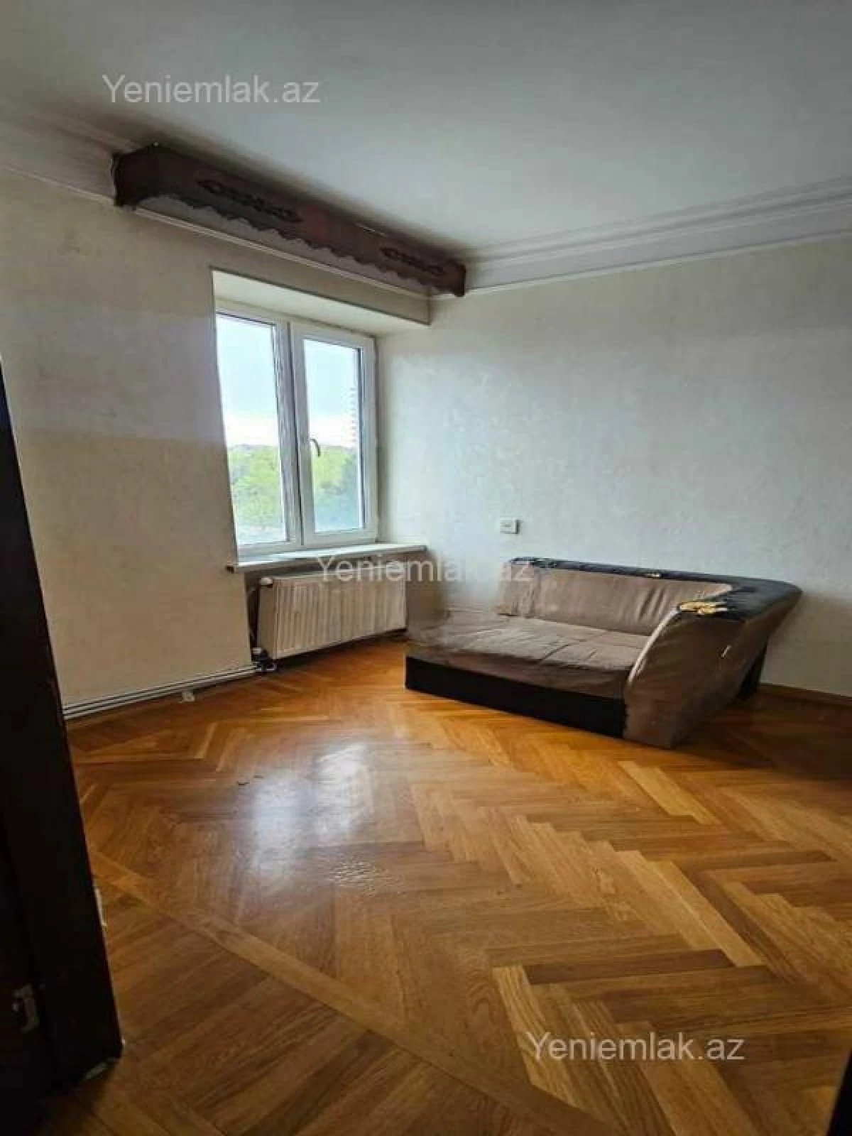 Satılır 4 otaqlı köhnə tikili 73 m²