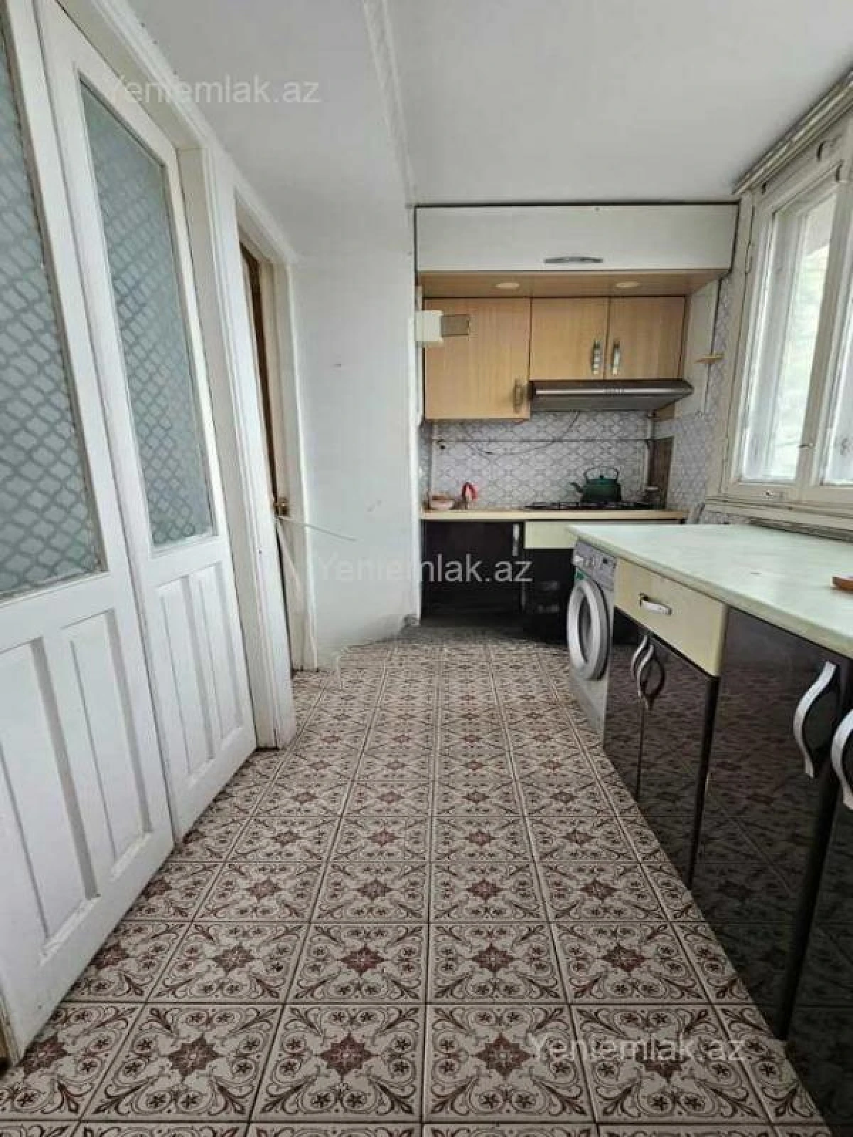 Satılır 4 otaqlı köhnə tikili 73 m²