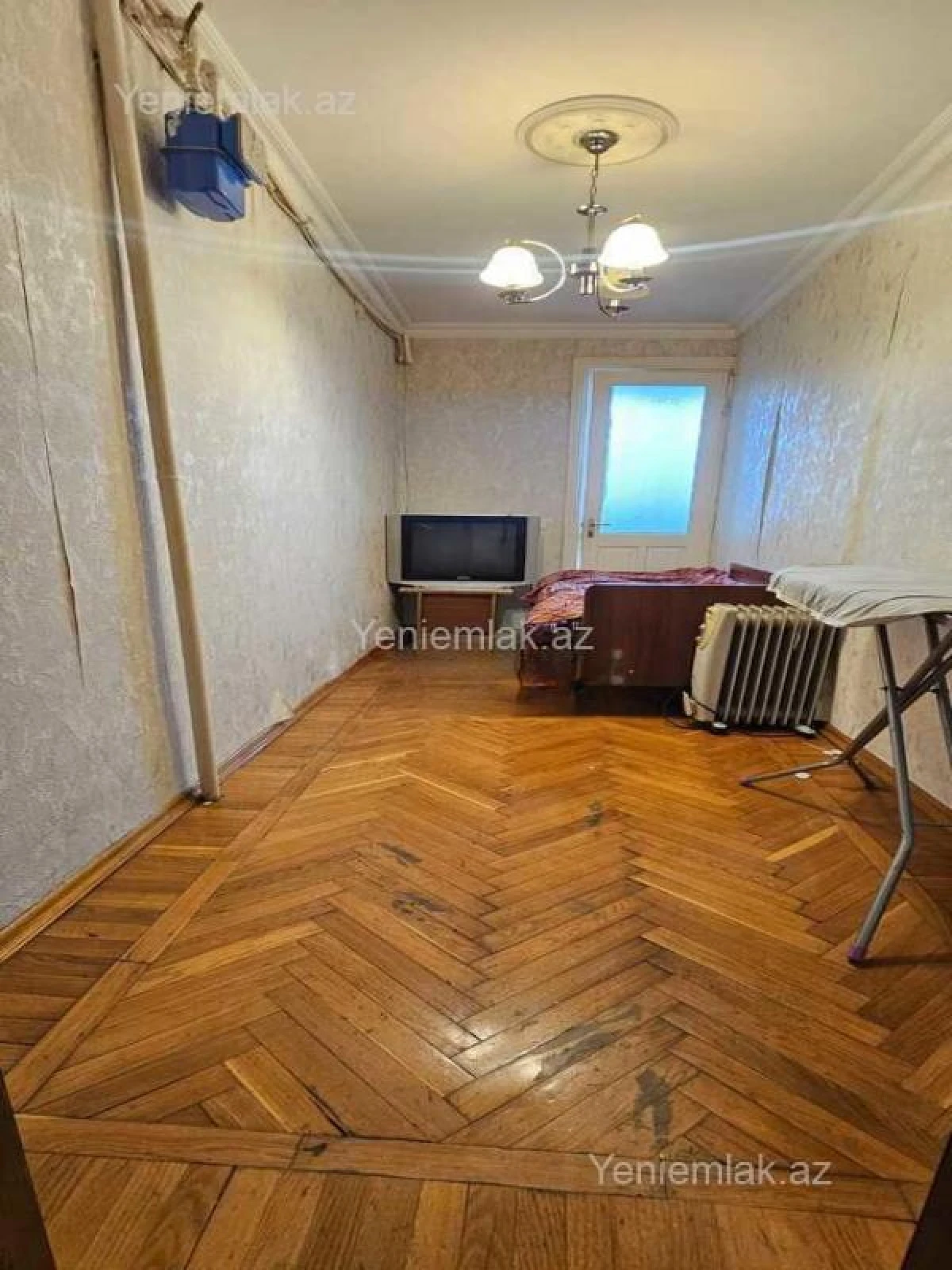 Satılır 4 otaqlı köhnə tikili 73 m²
