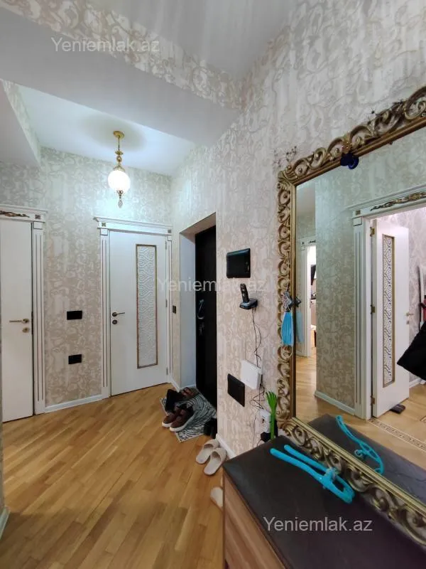 Satılır 1 otaqlı yeni tikili 60 m²