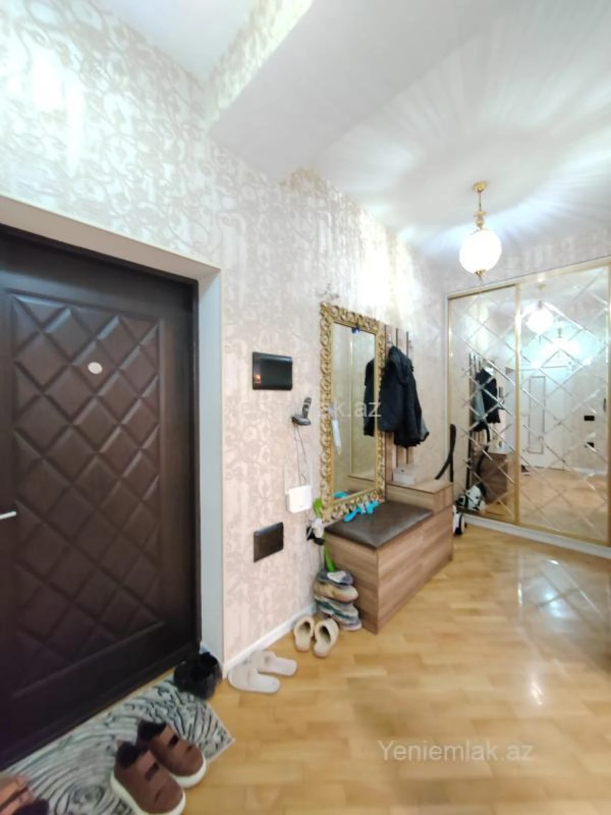 Satılır 1 otaqlı yeni tikili 60 m²