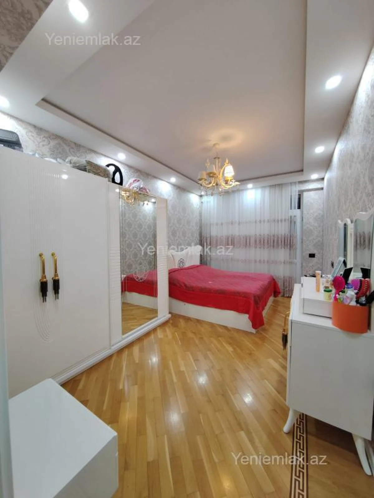 Satılır 1 otaqlı yeni tikili 60 m²