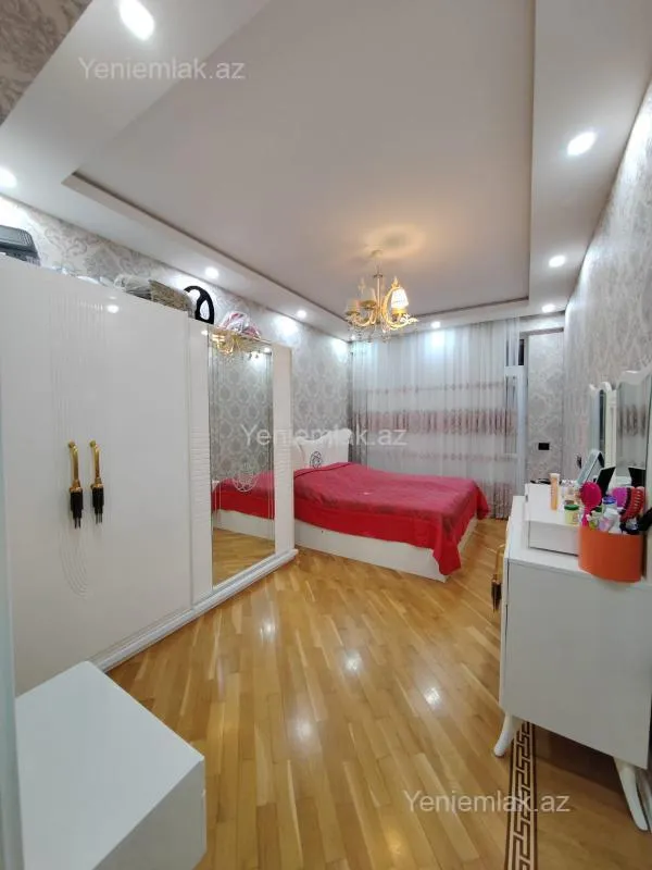 Satılır 1 otaqlı yeni tikili 60 m²