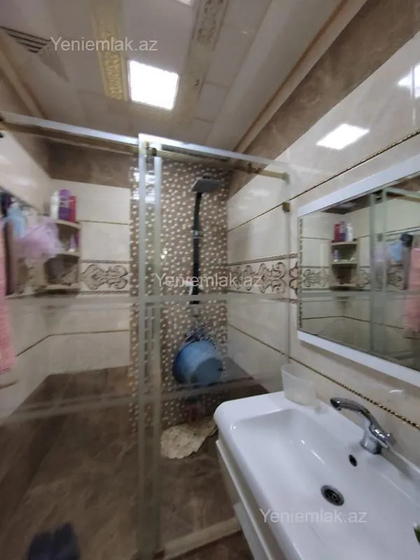 Satılır 1 otaqlı yeni tikili 60 m²