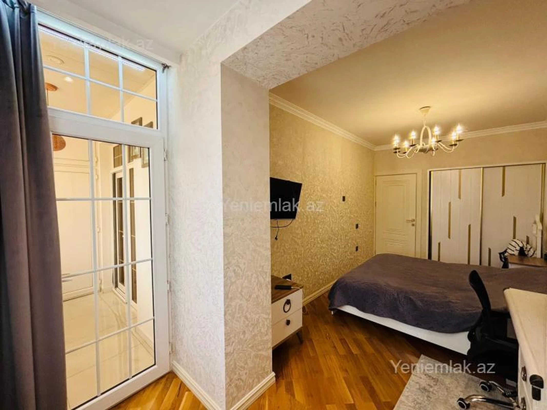 Satılır 3 otaqlı köhnə tikili 100 m²