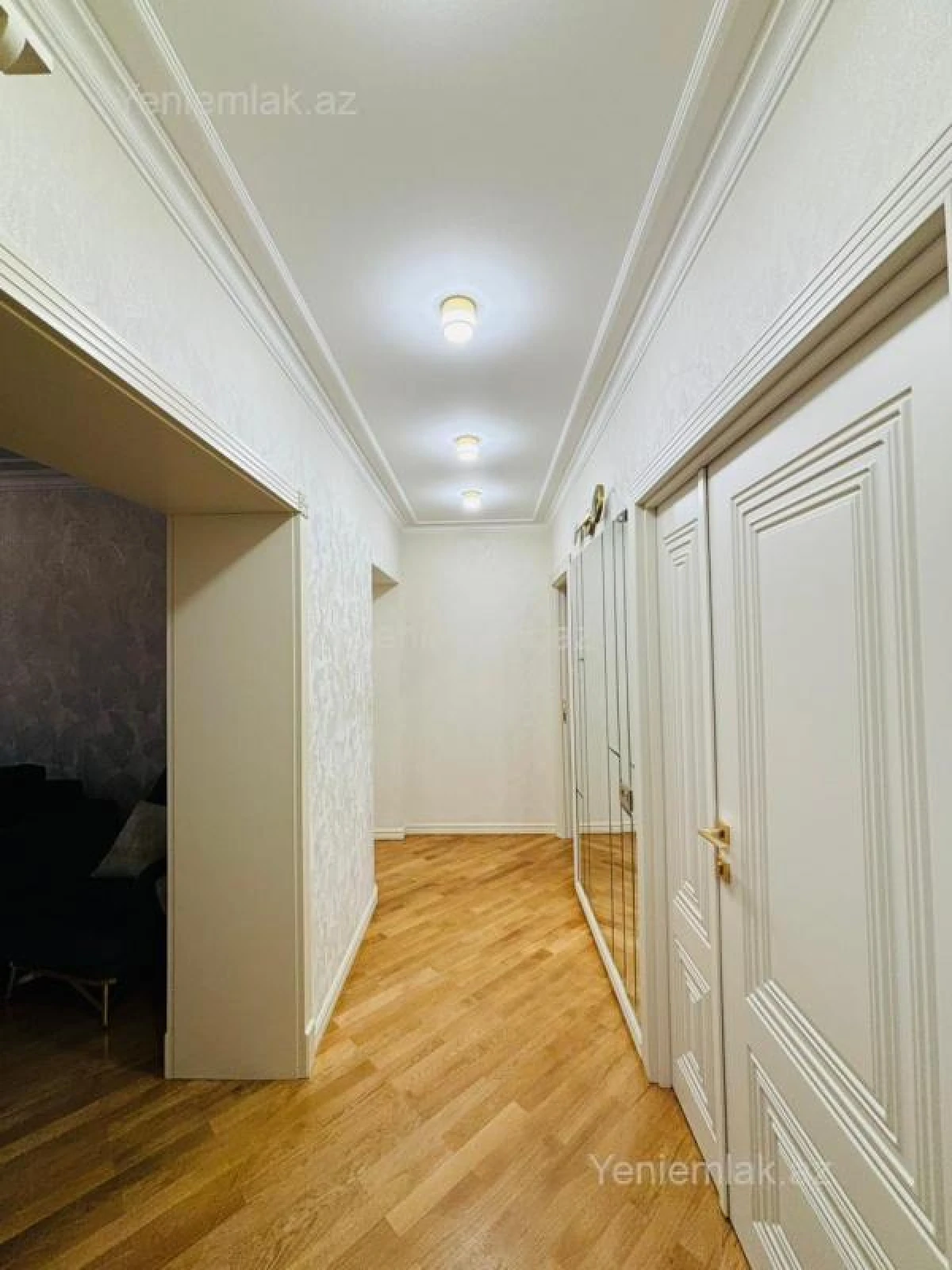 Satılır 3 otaqlı köhnə tikili 100 m²