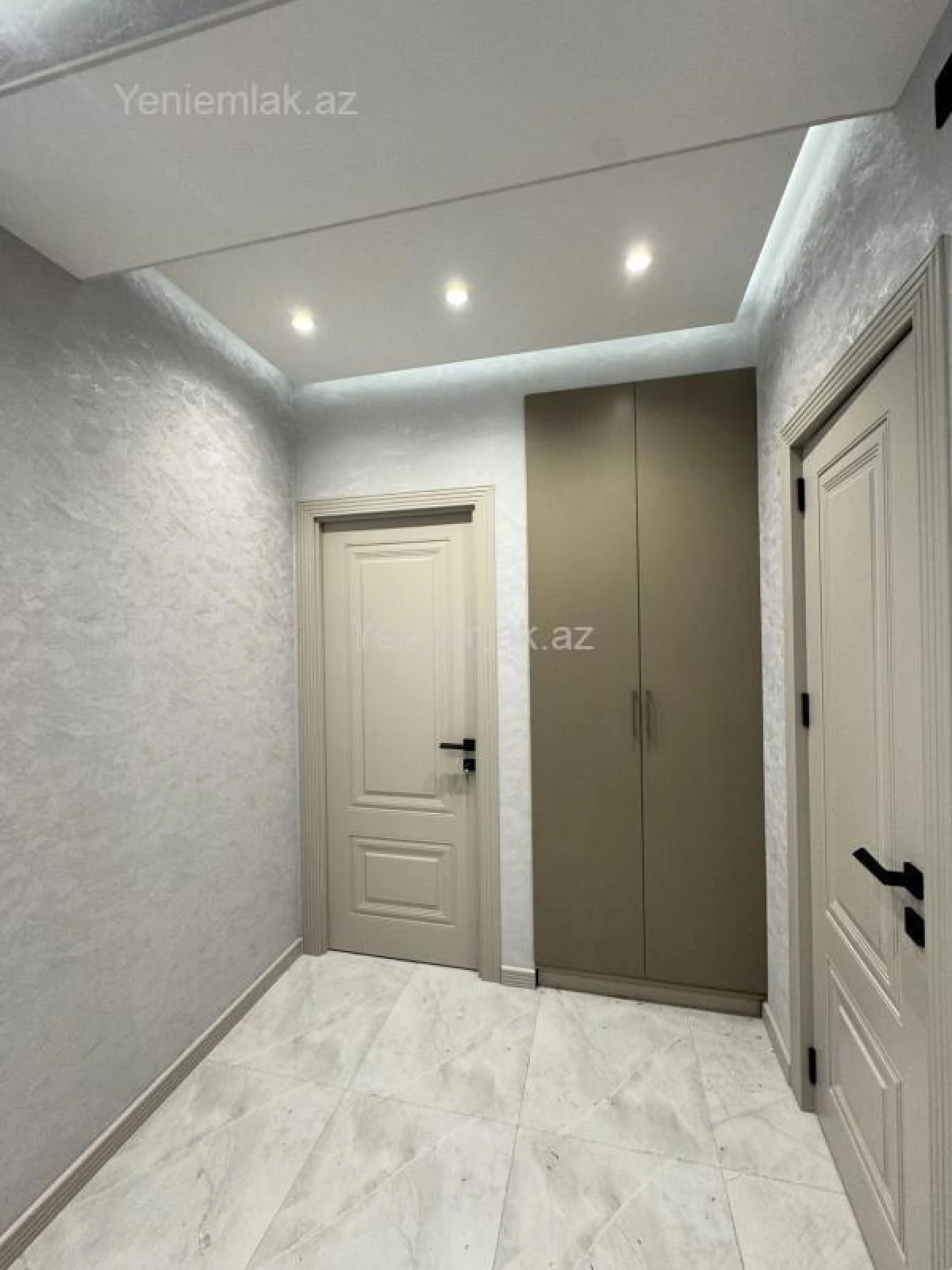 Satılır 2 otaqlı yeni tikili 87 m²