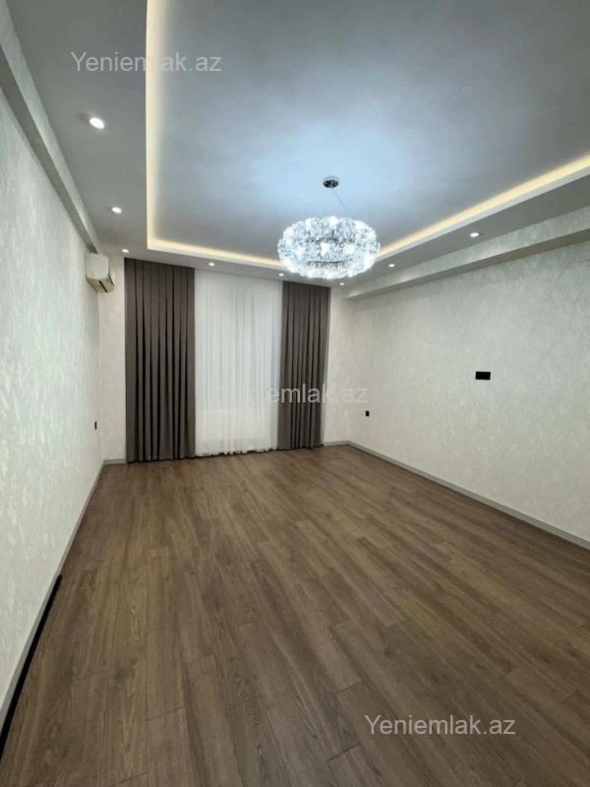 Satılır 2 otaqlı yeni tikili 87 m²