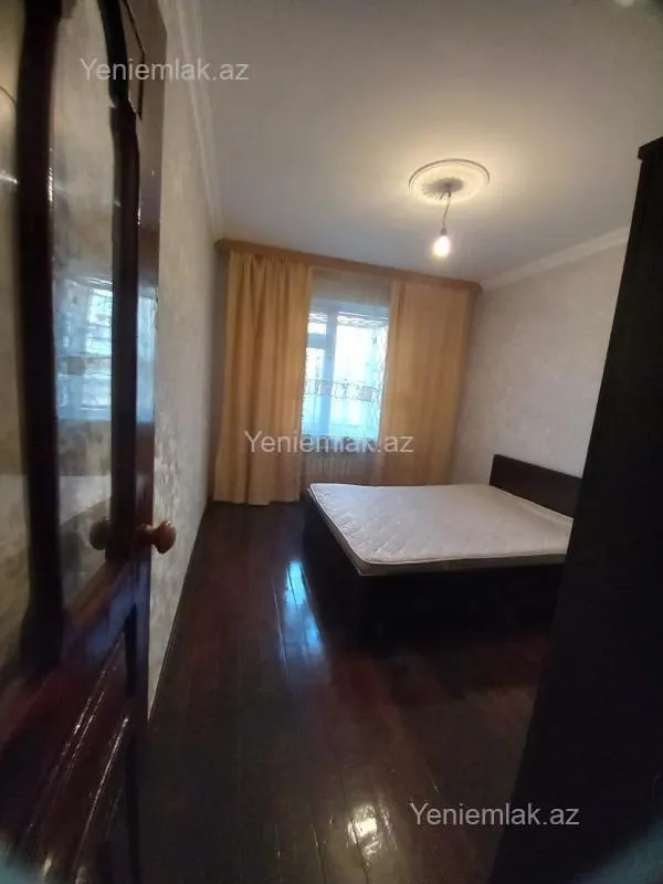 Satılır 3 otaqlı köhnə tikili 65 m²