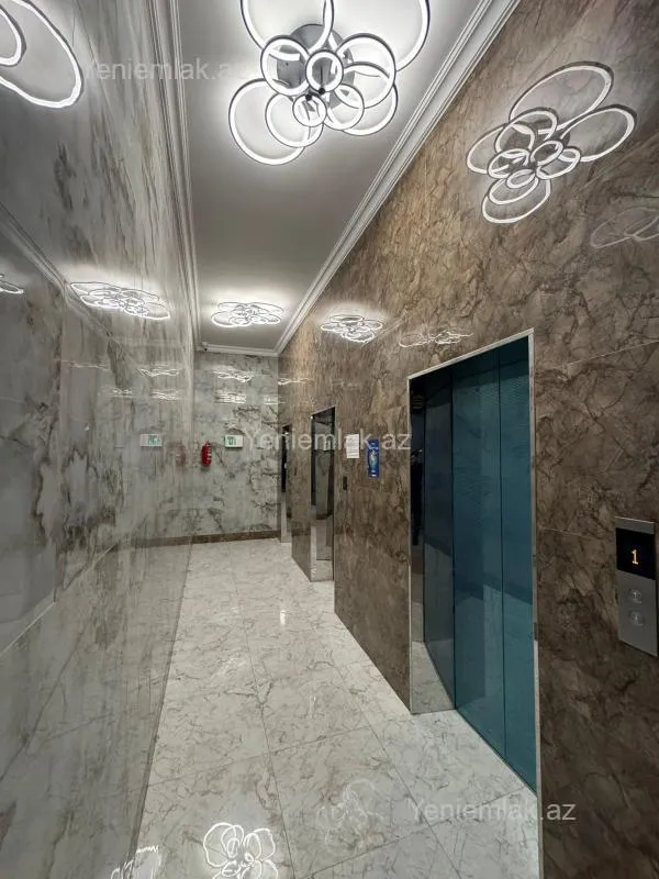 Satılır 4 otaqlı yeni tikili 164 m²