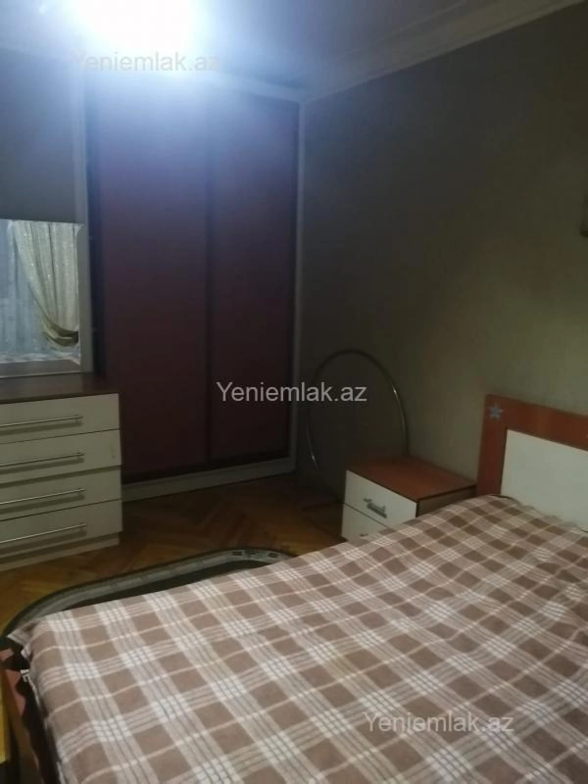 Satılır 3 otaqlı köhnə tikili 80 m²