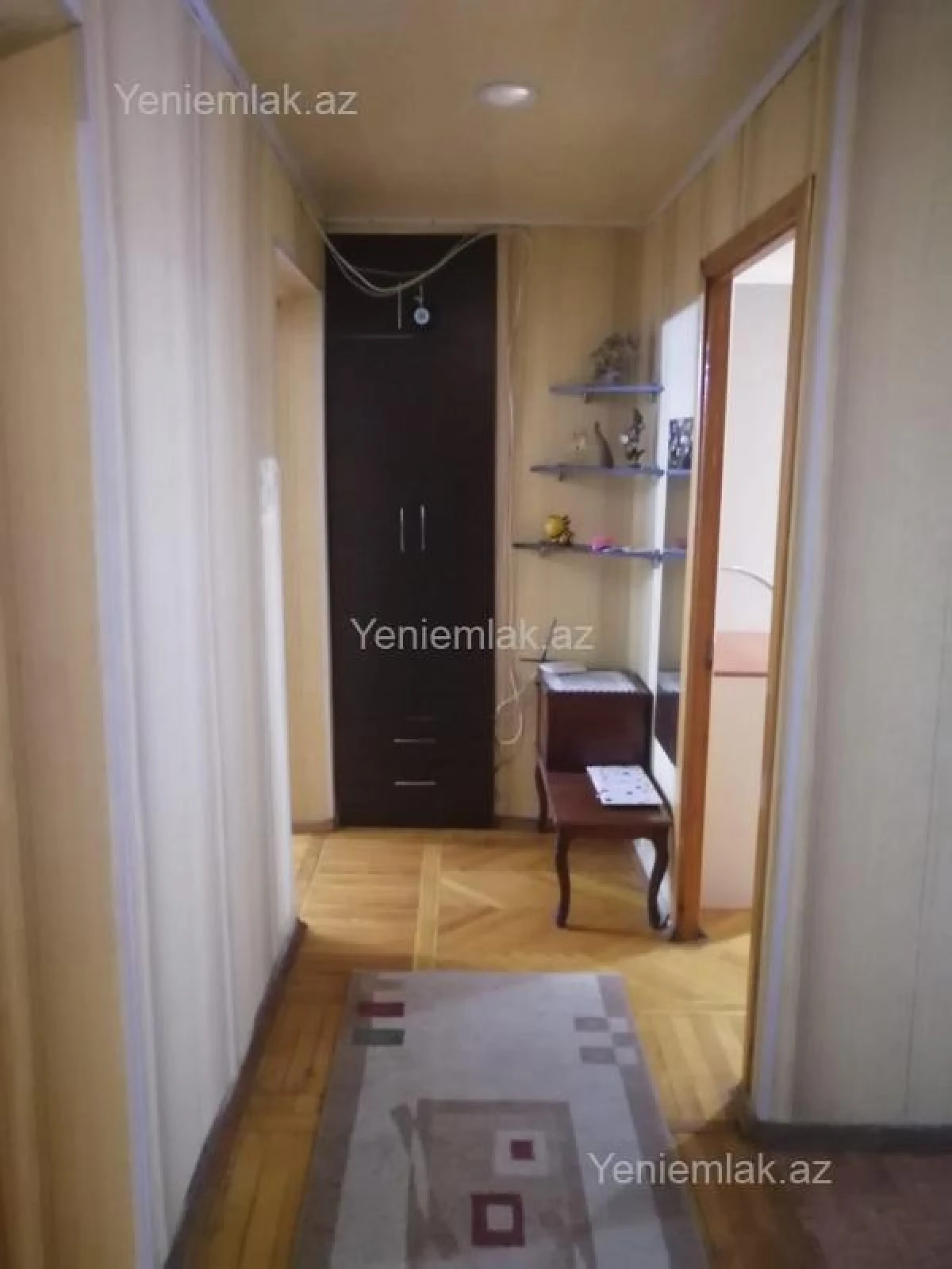 Satılır 3 otaqlı köhnə tikili 80 m²