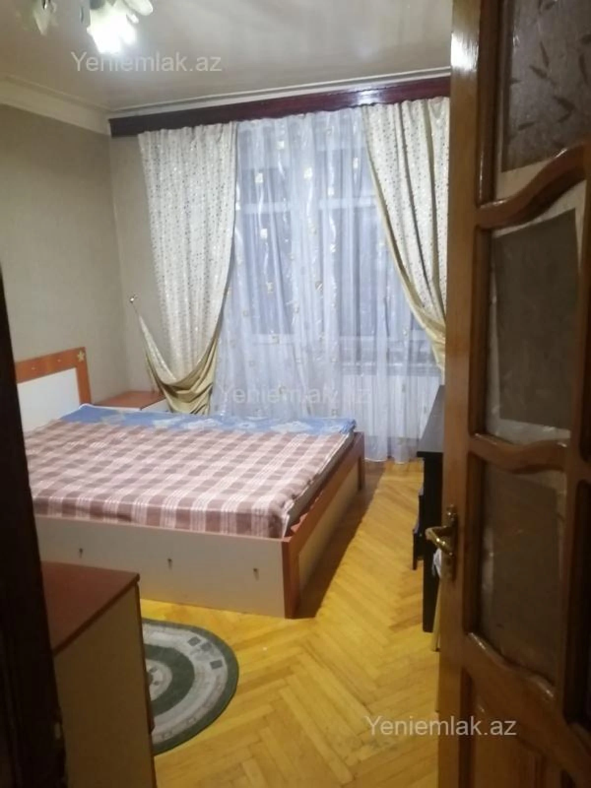 Satılır 3 otaqlı köhnə tikili 80 m²
