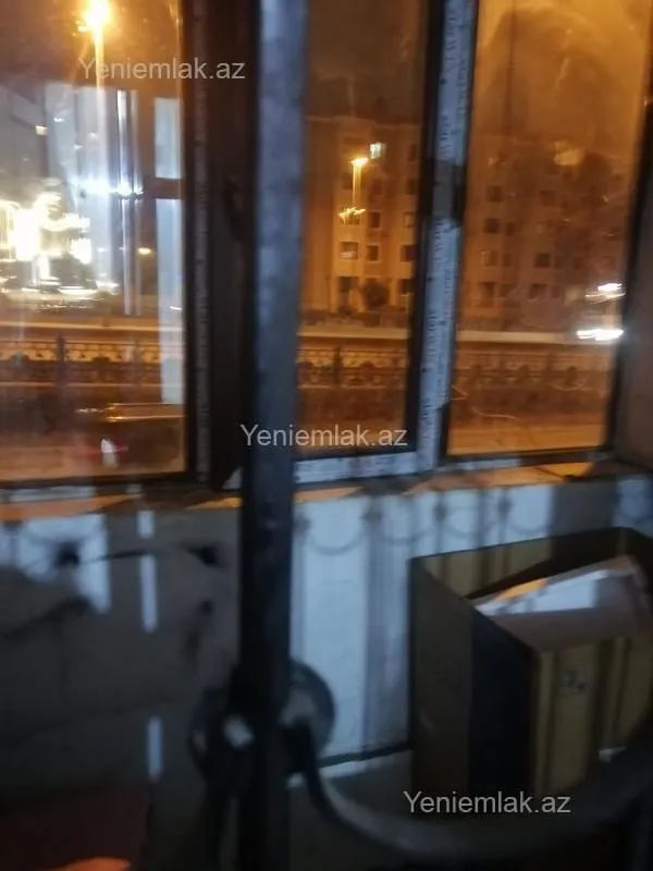 Satılır 3 otaqlı köhnə tikili 80 m²