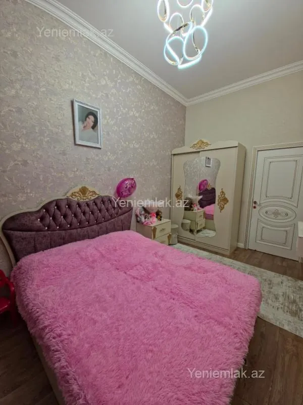 Satılır 3 otaqlı yeni tikili 100 m²
